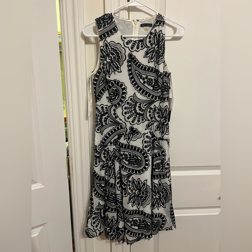 Tommy Hilfiger Black and White Paisley Maxi Dress